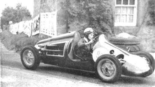 Olga Kevelos at the wheel of a Kieft at Bo'ness Hillclimb