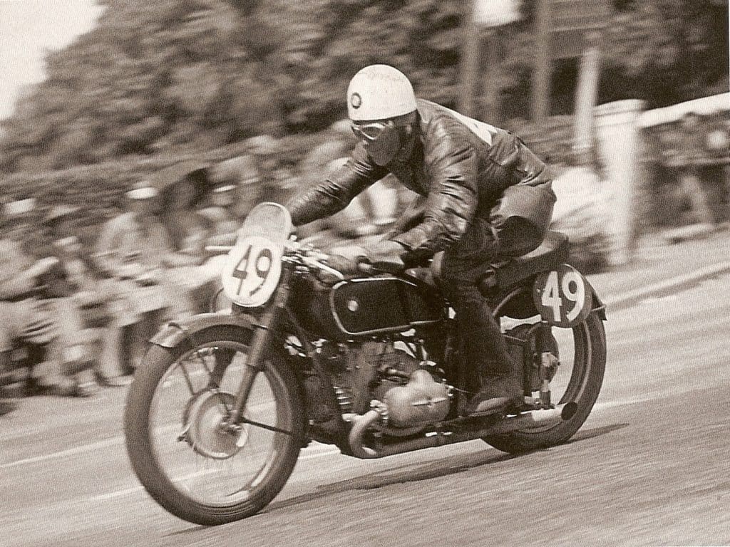 Black and white photo of Georg Meier on his way to victory in the 1939 Isle of Man Senior TT - BMW Type 255